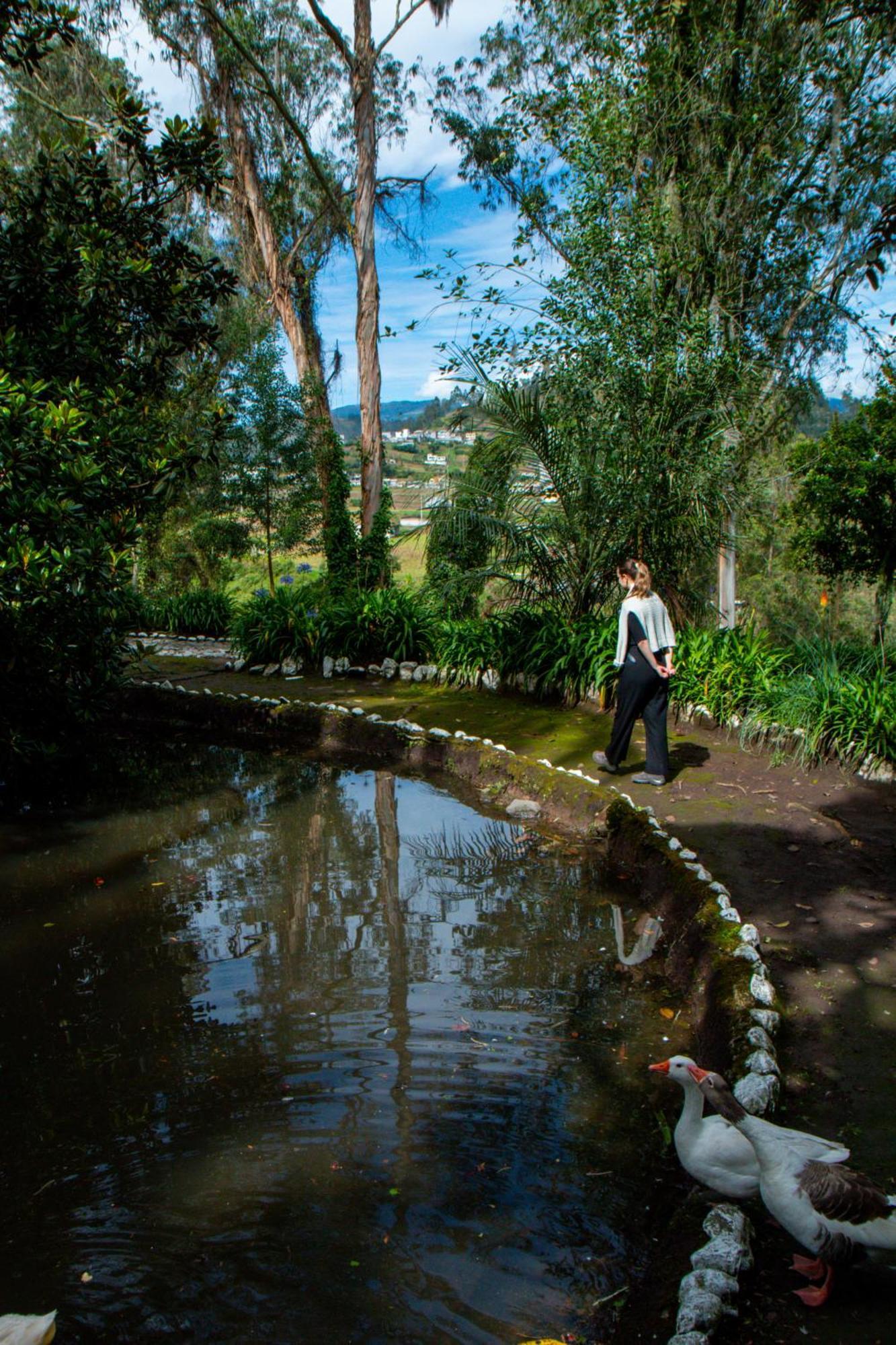 ホテル Hosteria Hacienda Pinsaqui オタバロ エクステリア 写真